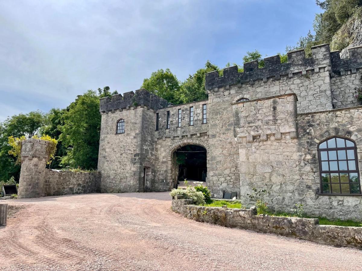 Tan-Yr-Ogo Gate Lodge, Gwrych Castle Llanddulas Екстер'єр фото